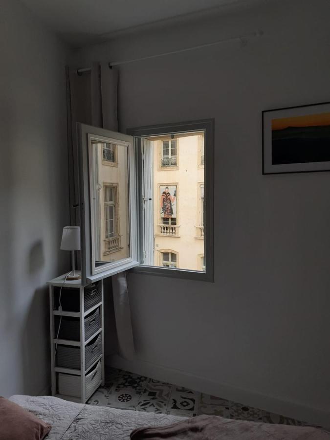 De L'horloge - De Charme, Hyper Centre Maison Jean Vilar Apartment